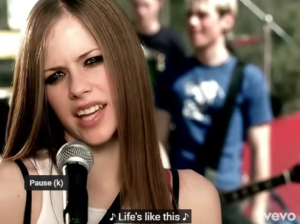 Read more about the article Avril Lavigne – Complicated (Official Video)